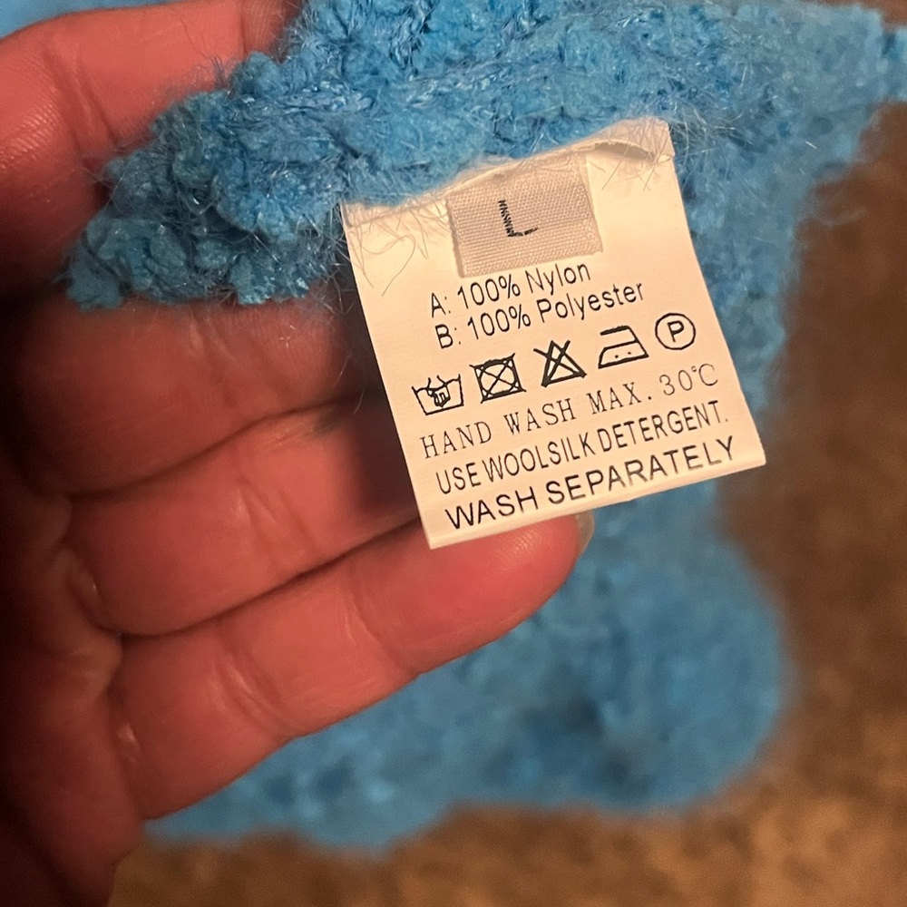 LL* New! Cropped and Distressed Fuzzy Blue Sweater - Picture 4 of 4